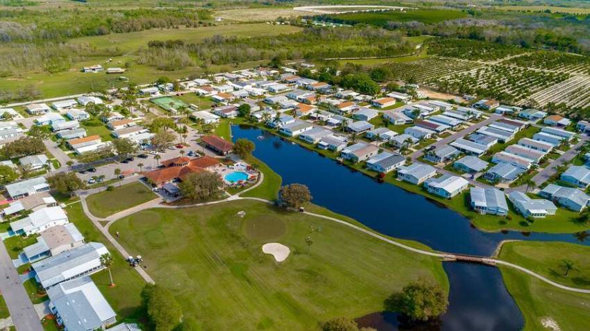 10 Cypress Loop a Lake Alfred, FL Mobile or Manufactured Home for Sale